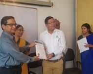 Sh. Anand Kumar from TATA STEEL  recieving his certificate after attending the RSFTM Program of CILT from 30 Apr - 04 May 2018